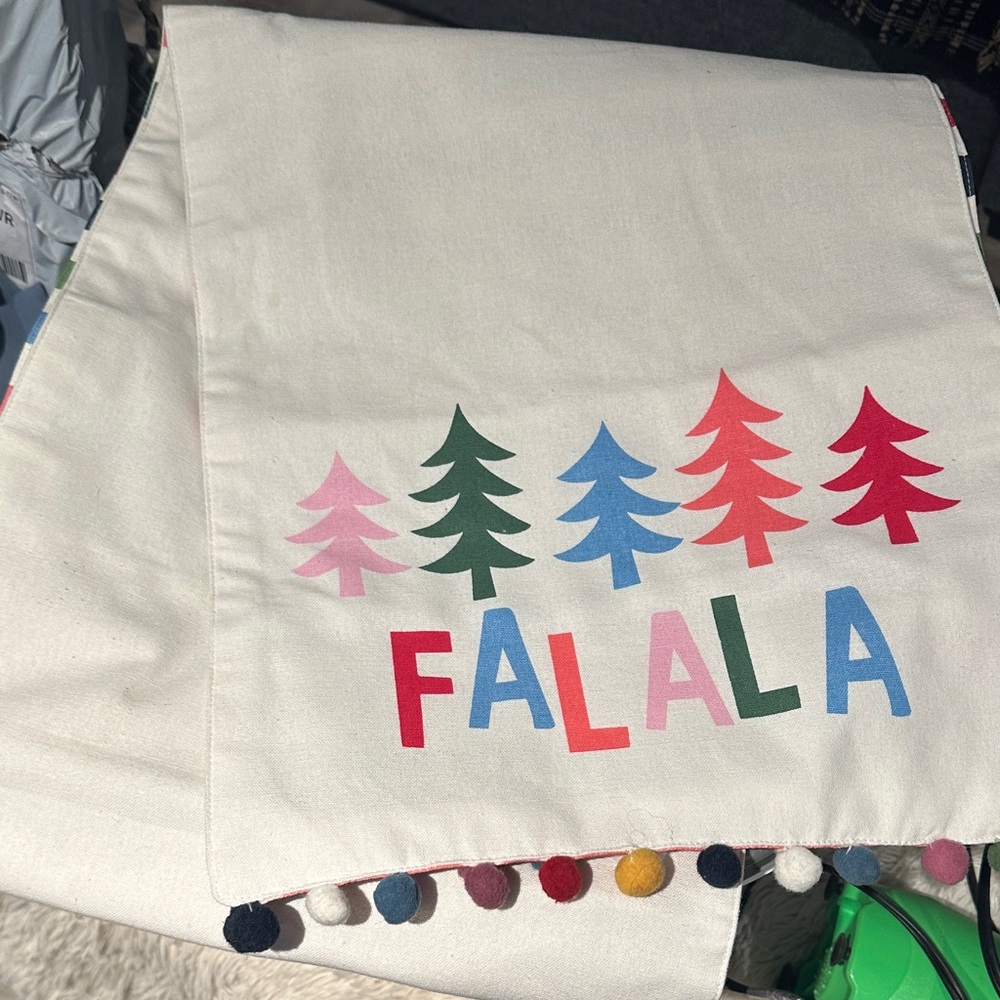 Festive 'Fa La La' Table Runner